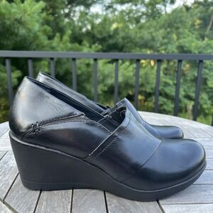 Dansko Rosaline Slip-On Shoe Womens Sz 39/8.5-9 Black Leather Comfort 3" Wedge